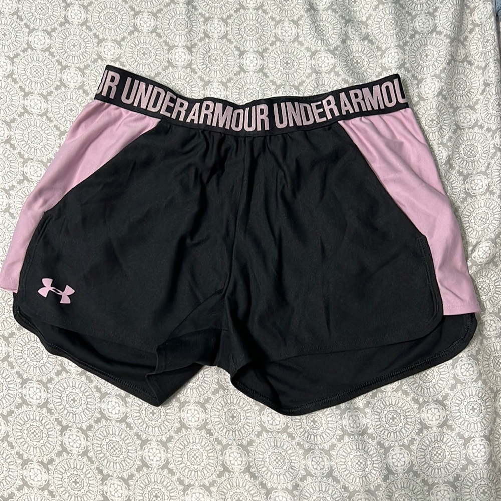 underarmor shorts, size medium